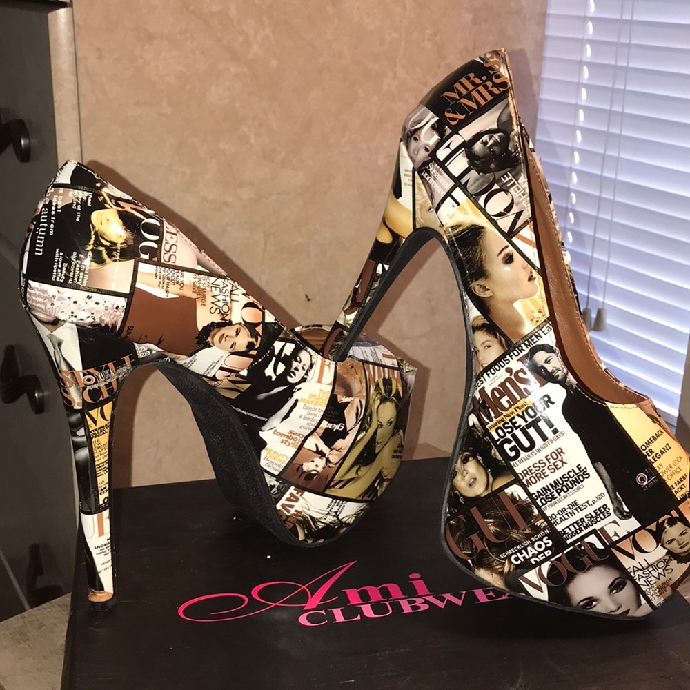 Victoria style Brown magazine pumps/original box